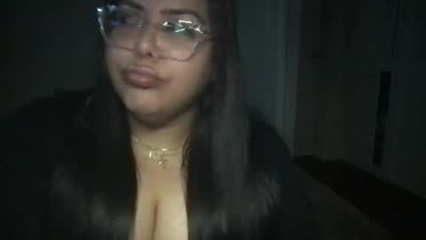 Snapshot of pytbbw chatting on 12.14.24 Prettypink Tinyhole online show from 12.14.24