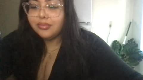 Snapshot of pytbbw chatting on 01.18.25 Prettypink Tinyhole online show from 01.18.25