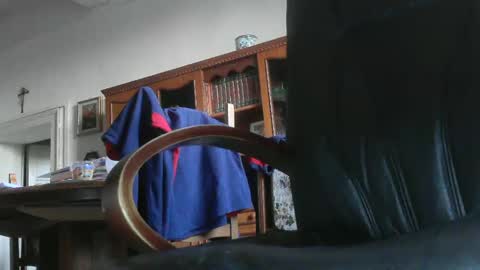 pytongru70 online show from 02.15.25