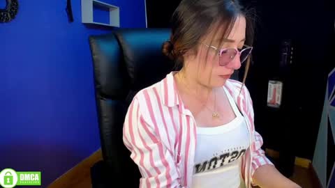 Snapshot of qadesh_boix chatting on 12.31.24 qadesh_boix online show from 12.31.24
