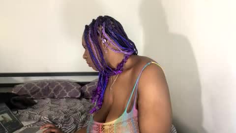 Snapshot of qnibee chatting on 02.09.26 qnibee online show from 02.09.26