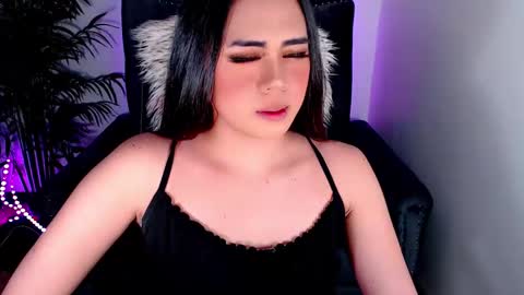 qt_luna18 online show from 12.16.24