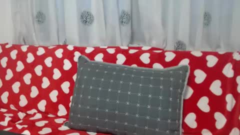 Hellene online show from 10.17.25