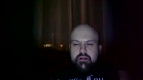 Snapshot of quebecboy233 chatting on 01.21.25 quebecboy233 online show from 01.21.25