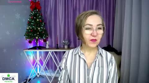 Snapshot of queen_a_n_i chatting on 12.19.25 A N I Ill be here on December 1st online show from 12.19.25