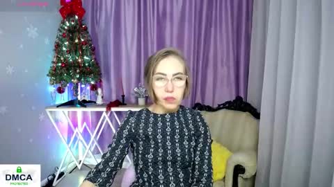 Snapshot of queen_a_n_i chatting on 01.14.26 A N I Ill be here on December 1st online show from 01.14.26