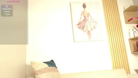 Snapshot of queen_adhara chatting on 07.09.26 ANTONELLA online show from 07.09.26