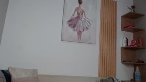Snapshot of queen_adhara chatting on 07.21.26 ANTONELLA online show from 07.21.26