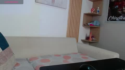 Snapshot of queen_adhara chatting on 07.29.26 ANTONELLA online show from 07.29.26
