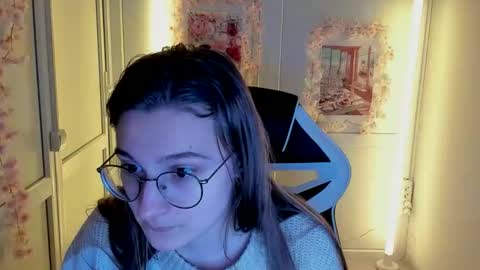 Amelie online show from 04.22.26