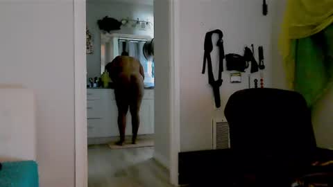 Snapshot of queen_anita chatting on 08.06.26 QnAnitaDix online show from 08.06.26
