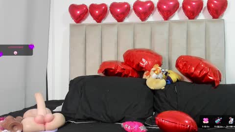 Snapshot of queen_antonella_oficial chatting on 02.03.25 QUEEN ANTONELLA online show from 02.03.25