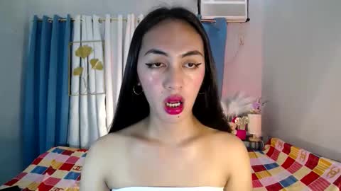 Snapshot of queen_danaya chatting on 06.05.26 queen_danaya online show from 06.05.26