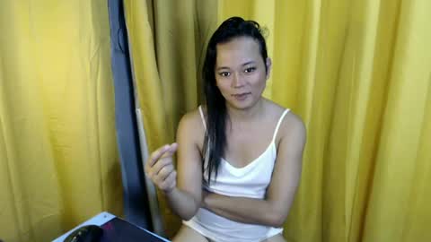 Snapshot of queen_ennah chatting on 06.14.26 queen_ennah online show from 06.14.26
