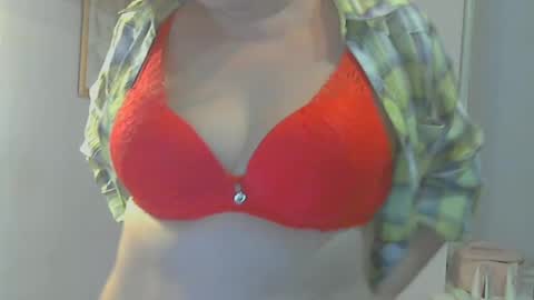 Snapshot of queen_jane8 chatting on 12.09.24 queen_jane8 online show from 12.09.24