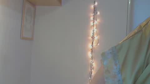 Snapshot of queen_jane8 chatting on 12.12.24 queen_jane8 online show from 12.12.24