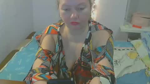 Snapshot of queen_jane8 chatting on 12.24.24 queen_jane8 online show from 12.24.24