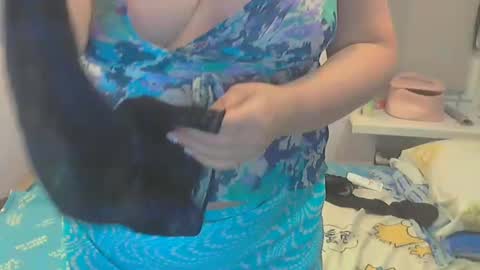 Snapshot of queen_jane8 chatting on 02.23.25 queen_jane8 online show from 02.23.25