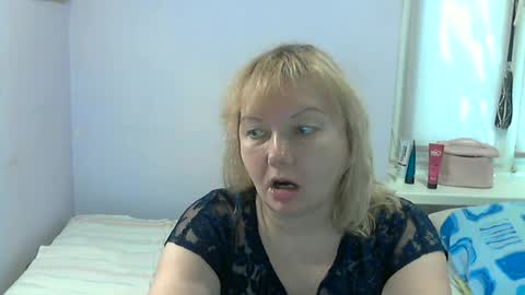 Snapshot of queen_jane8 chatting on 06.25.26 queen_jane8 online show from 06.25.26
