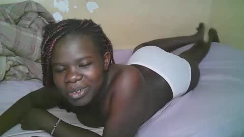 queen_latasha online show from 03.18.26