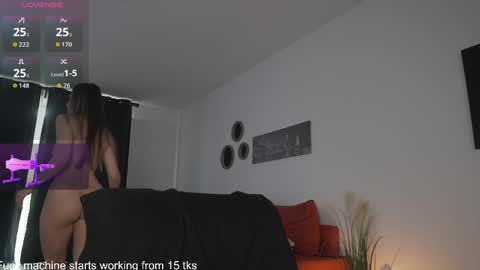 queen_leylla online show from 05.30.26