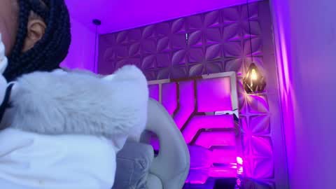   online show from 04.26.26