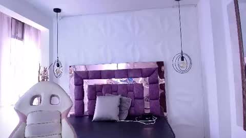 Snapshot of queen_perla_ chatting on 07.12.26 online show from 07.12.26