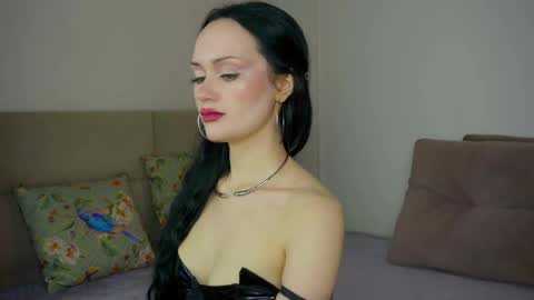 Snapshot of queenaliss chatting on 05.15.26 Your world and the universe Aliss online show from 05.15.26