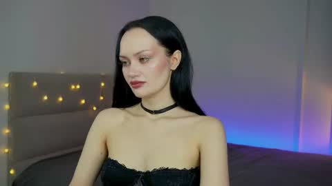 Snapshot of queenaliss chatting on 07.04.26 Your world and the universe Aliss online show from 07.04.26