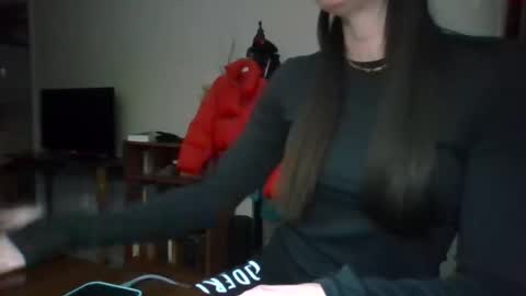 queenbee6269 online show from 01.13.25