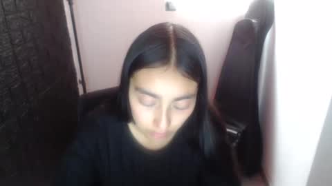 queenbyte_18 online show from 11.10.25