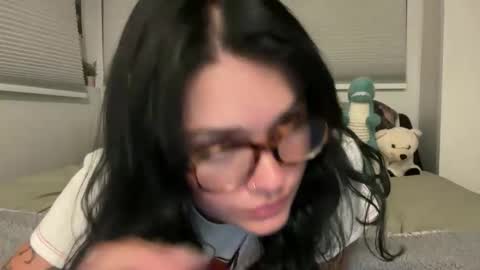 Snapshot of queencassidyy chatting on 04.16.26 Cassidy online show from 04.16.26