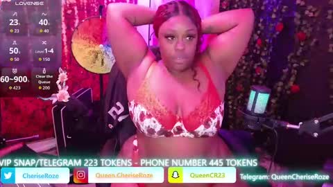 Snapshot of queencroze chatting on 09.17.25 Queen Cherise Roze online show from 09.17.25