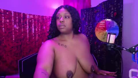 Queen Cherise Roze online show from 02.16.26
