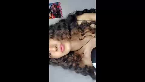 QUEENJEENN online show from 05.19.26