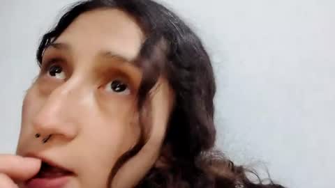 QUEENJEENN online show from 07.21.26