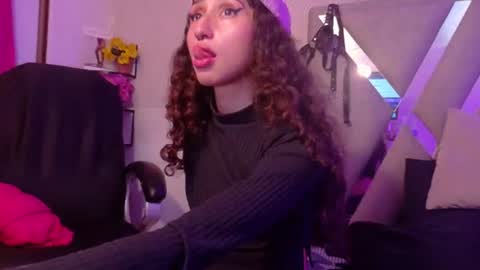 QUEENJEENN online show from 07.29.26
