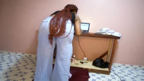 Nina online show from 02.26.25