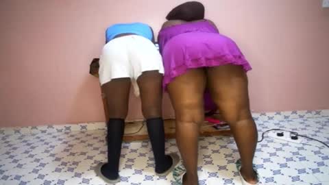 Nina online show from 03.12.25