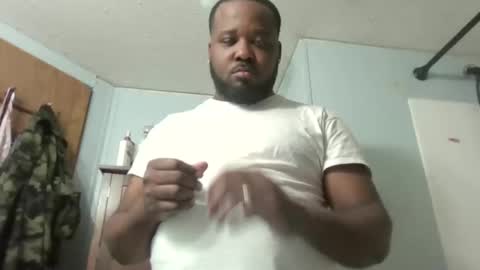 Snapshot of queenking55 chatting on 02.17.26 Queen N King Fun Night online show from 02.17.26