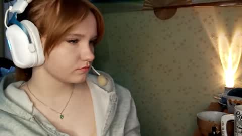 Snapshot of queenmangiamele chatting on 03.19.26 Bella online show from 03.19.26