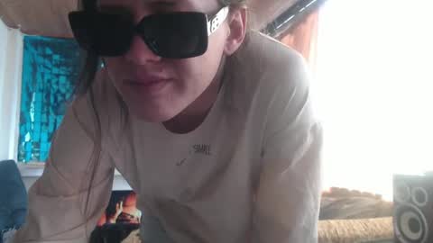 Nico online show from 10.14.25