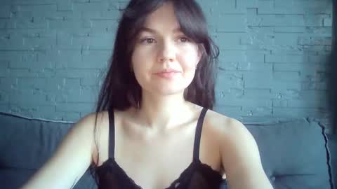 Snapshot of queenofmodels chatting on 11.23.25 QueenOfModels online show from 11.23.25