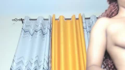 Snapshot of queenoftease_ chatting on 03.19.26 queen mama online show from 03.19.26