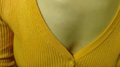 queenoftenderness online show from 04.22.26