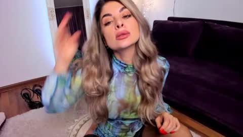 Queennofyuredreams online show from 03.08.26