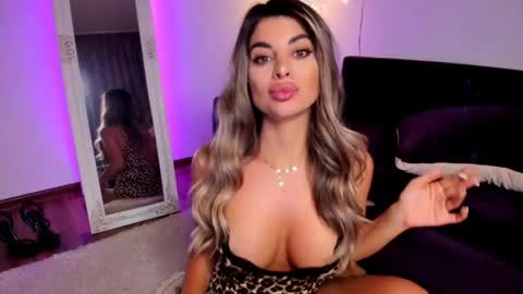 Queennofyuredreams online show from 05.15.26