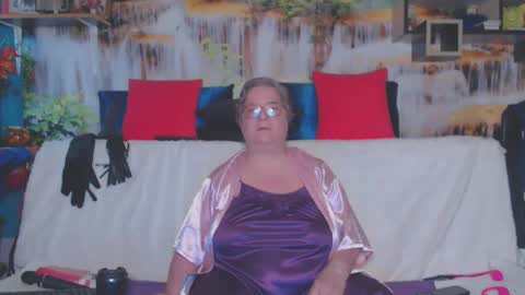 QueenPammy online show from 04.02.26