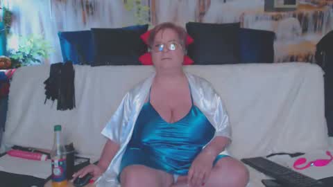 QueenPammy online show from 04.12.26
