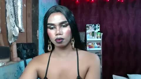 queenpinayebony_xx online show from 03.27.26